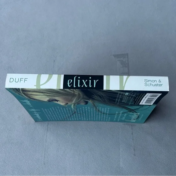 Elixir ~ Hilary Duff ~ Paperback - Picture 5 of 5